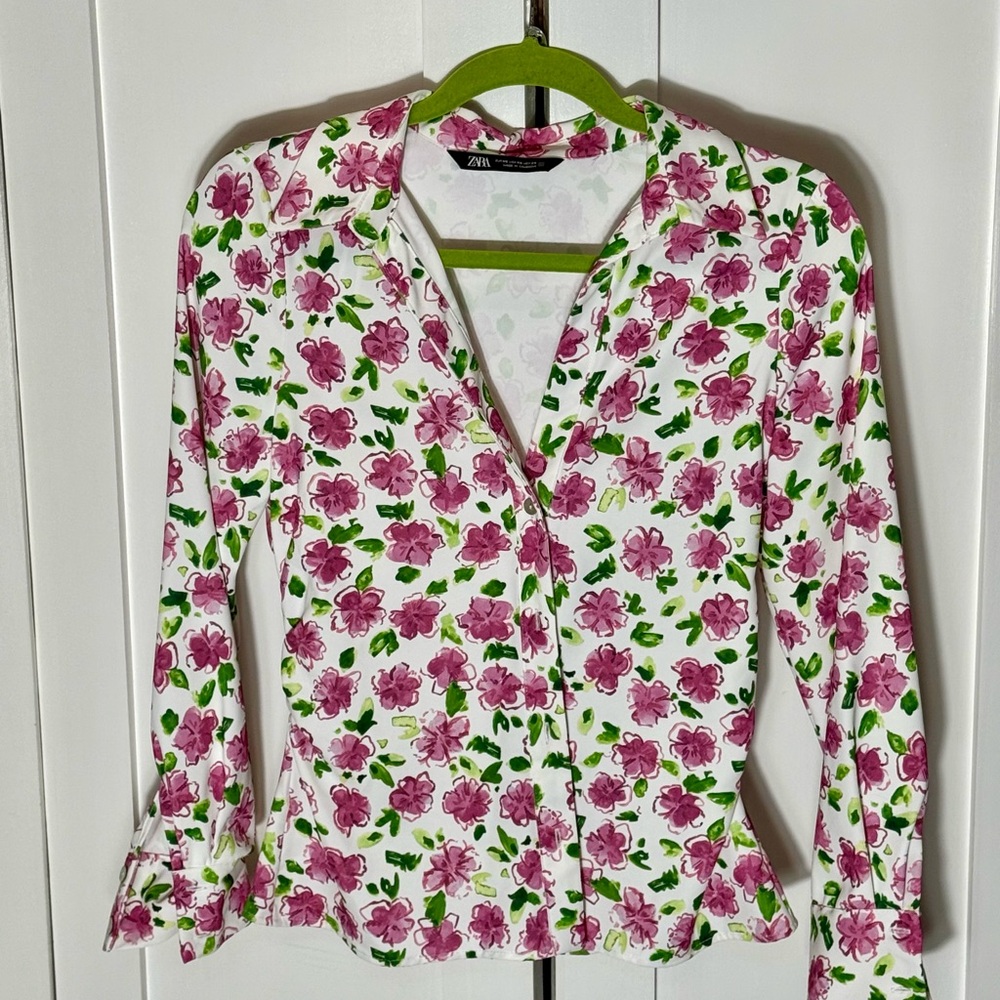 Zara Pink and Green Fitted Blouse with Notched Collar